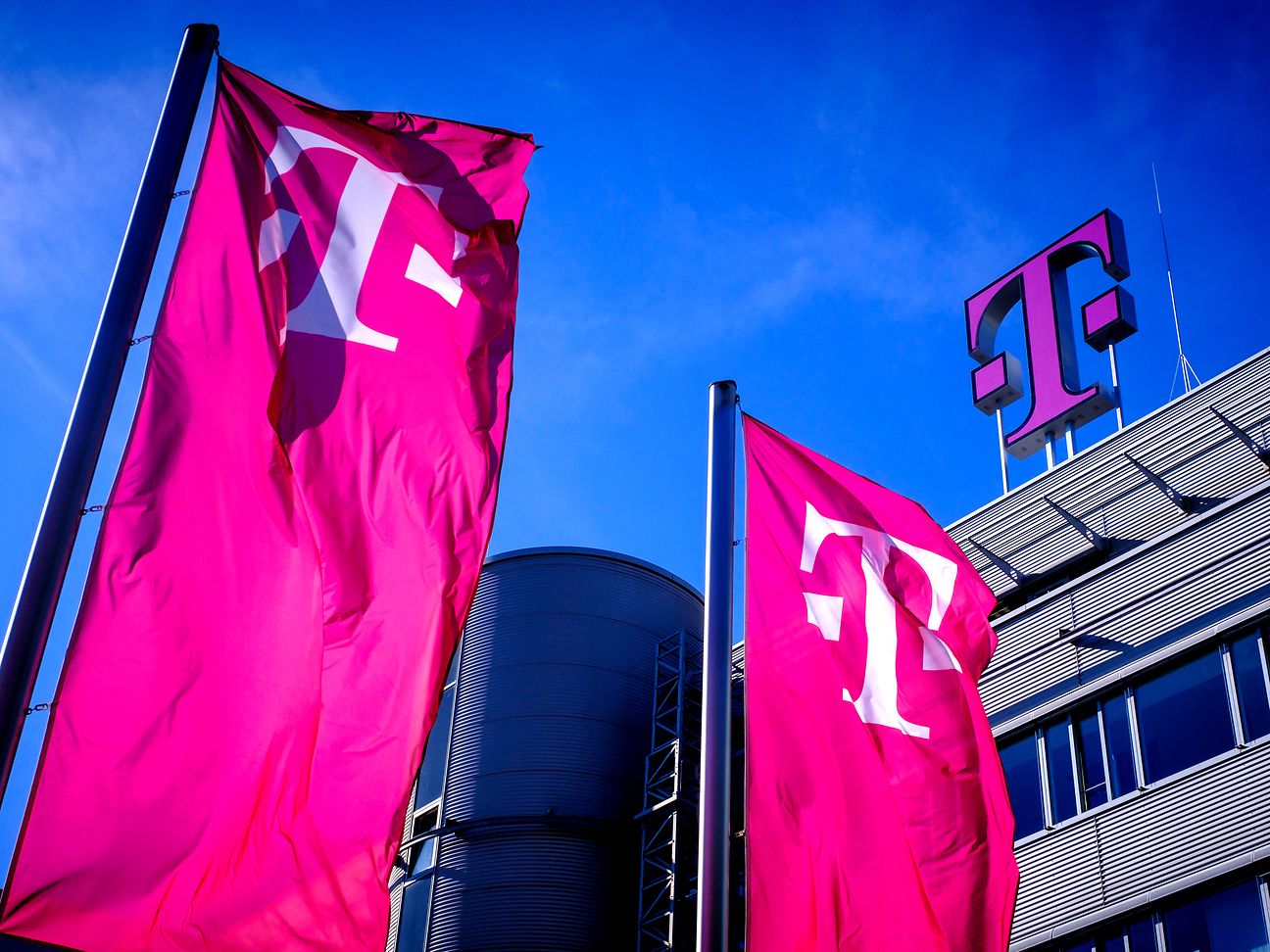 Logo And Group Headquarters | Deutsche Telekom