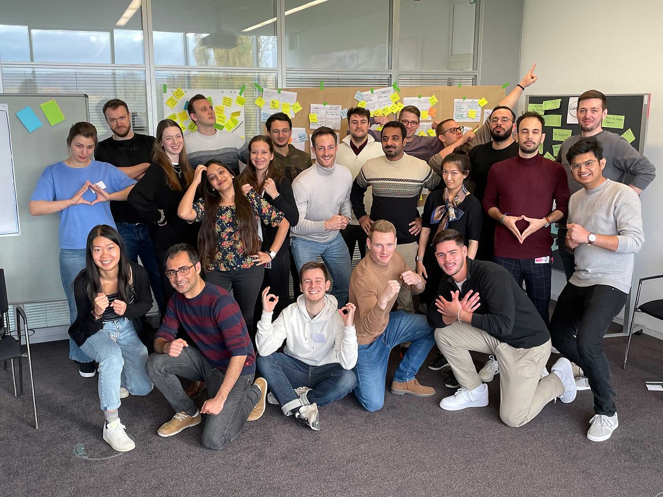 Gruppenbild von den Programmteilnehmern