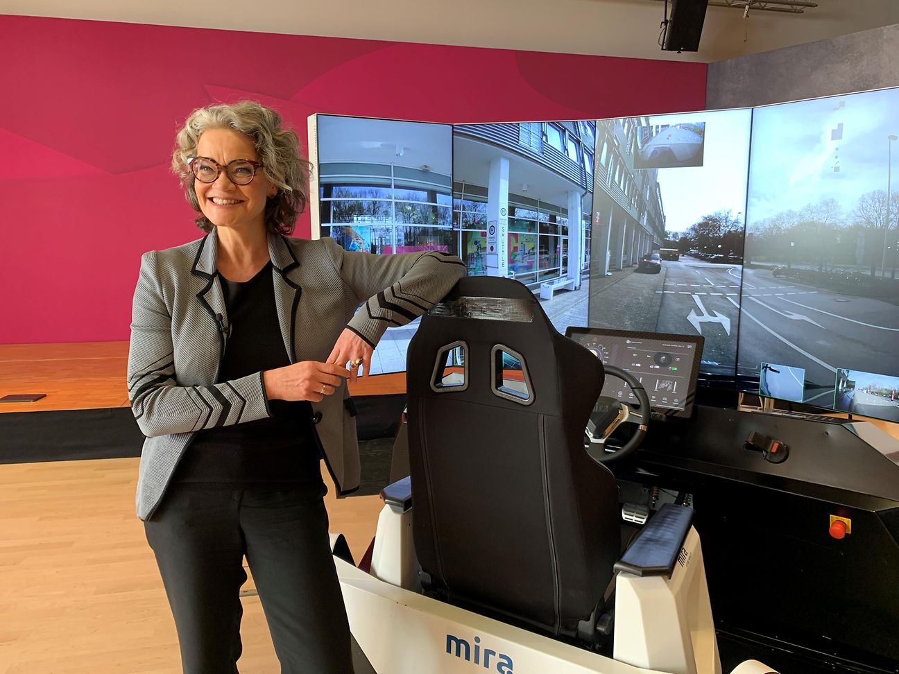 What's new Claudia: Teleoperiertes Fahren