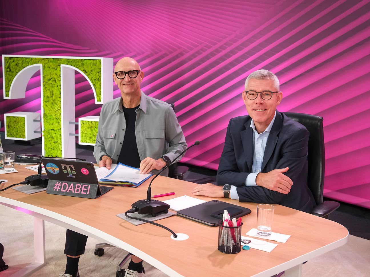Telekom CEO Tim Höttges (links) und CFO Christian Illek.