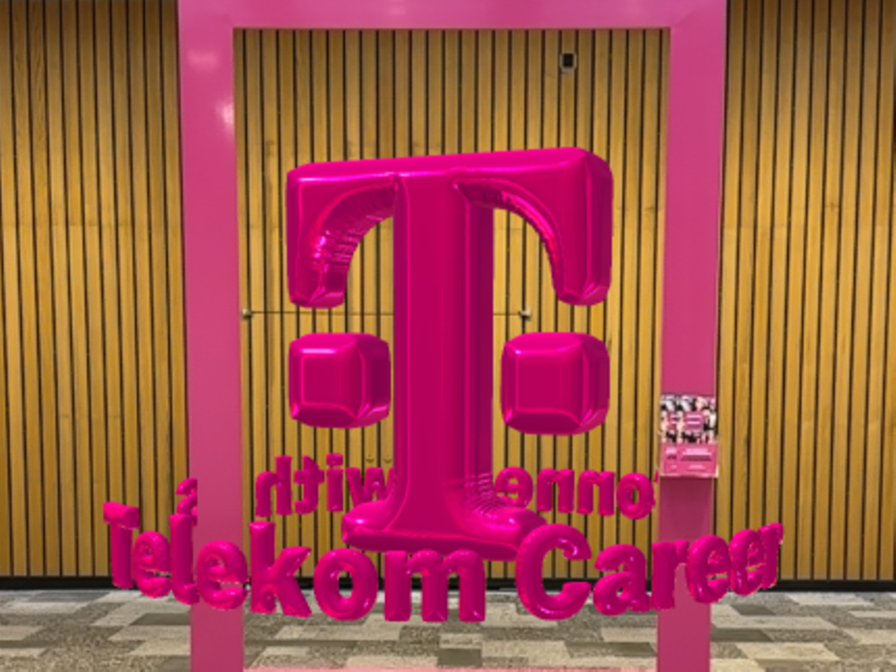 Startbildschirm der Telekom Karriere App