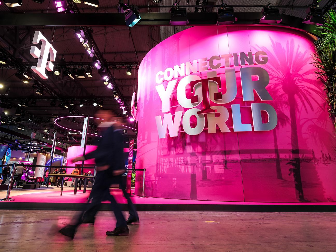 MWC 2024 The different communication of tomorrow Deutsche Telekom