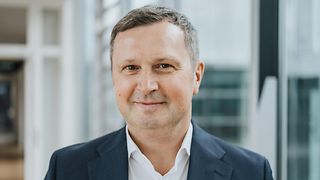 Portraitfoto von Klaus Werner, Geschäftsführer Geschäftskunden, Telekom Deutschland.