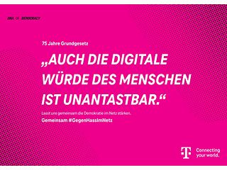 Telekom-Anzeige zu 75 Jahre Grundgesetz: Der Text lautet: Auch die digitale Würde des Menschen ist unantastbar.