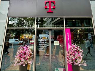 Außenaufnahme des Telekom Shops Ulm.
