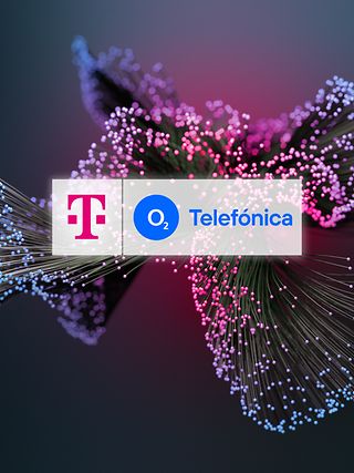 Collage Logos Deutsche Telekom und O2 Telefonica