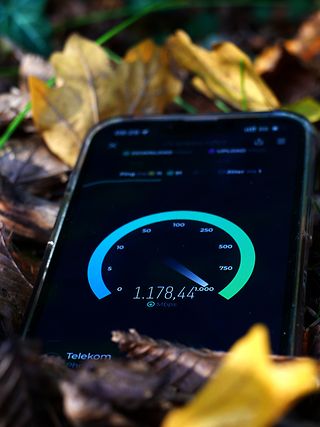 Herbst-Geschwindigkeit im Mobilfunknetz.