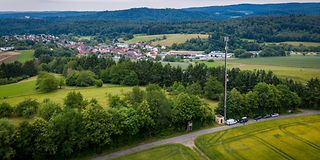 Landschaft mit Mobilfunkmast