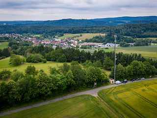 Landschaft mit Mobilfunkmast