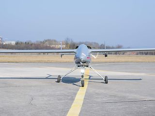 The deployed drone can provide mobile coverage for up to 1,200 people simultaneously.