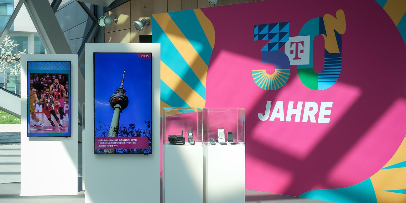 Ausstellung zu 30 Jahren Deutsche Telekom AG.