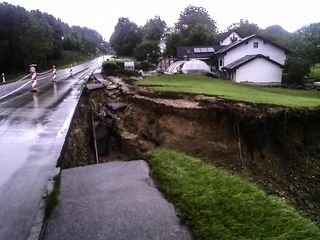 Eine zerstörte Straße