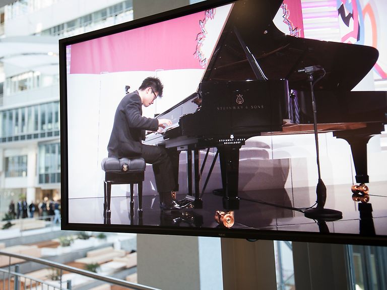Telekom Zentrale_Screen