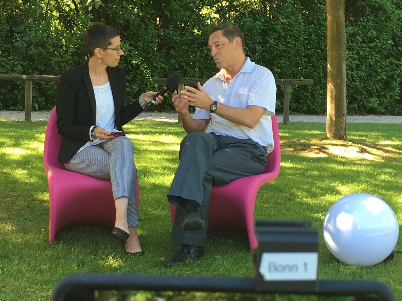 Interview-Standing