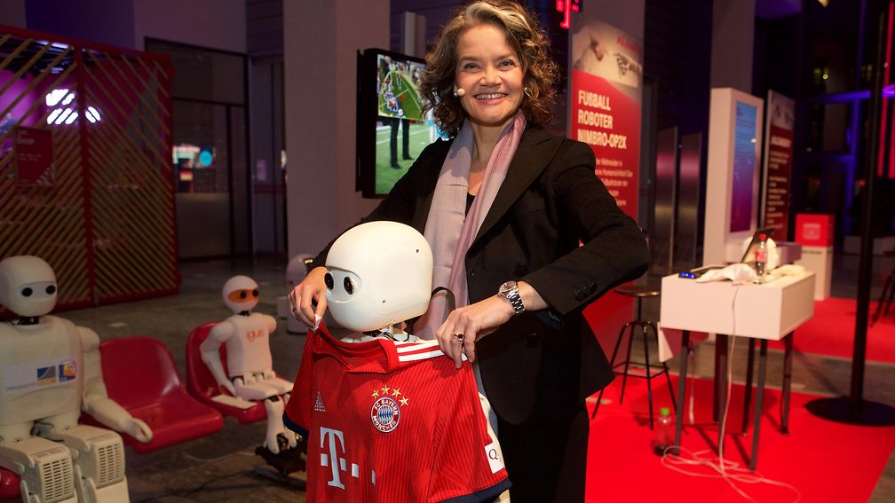 Claudia Nemat