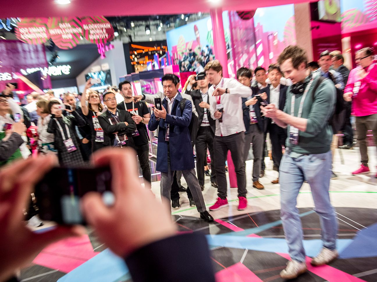 Huge Interest In 5G | Deutsche Telekom