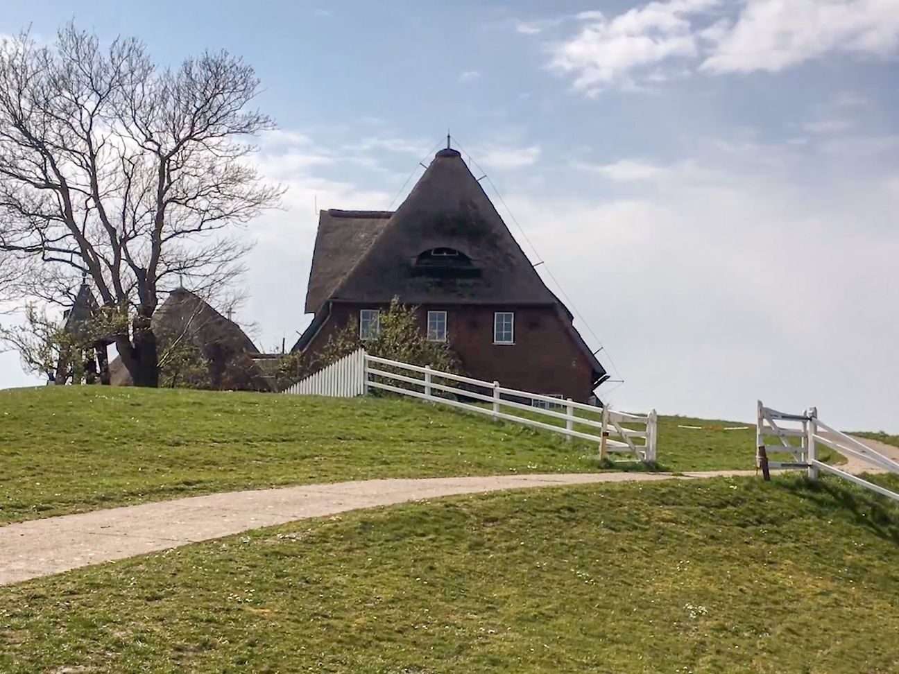 BI_20190618_Hallig-Hooge-Kirchwarft