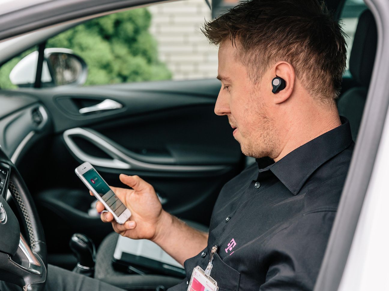 Servicetechniker arbeiten mit speziellen Außendienst-Apps.