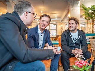 Riccardo Pascotto, T-Labs, Peter Ruppel, professor for Software Engineering, Thomas Bachem, founder of CODE. © Ludwig Järger