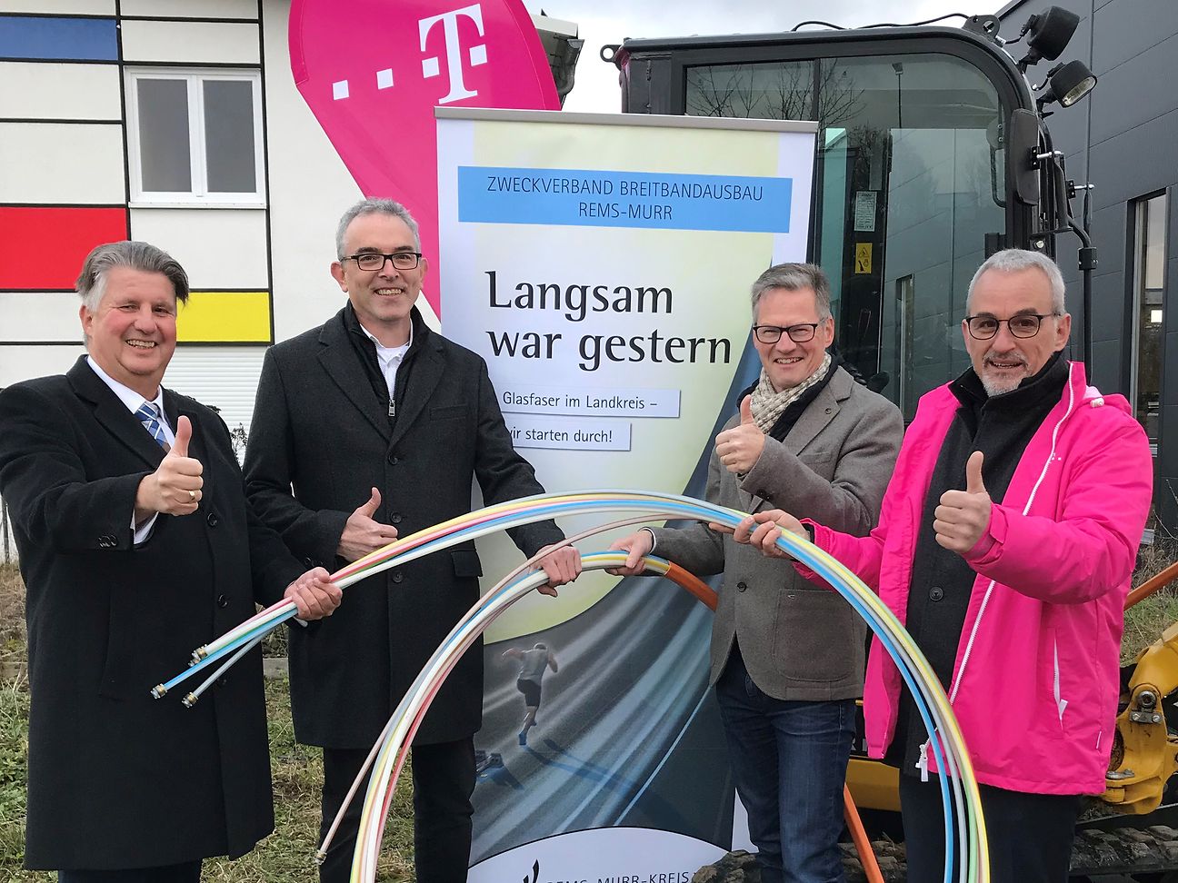 Glasfaseranschlüsse fürs Gewerbegebiet in Alfdorf.