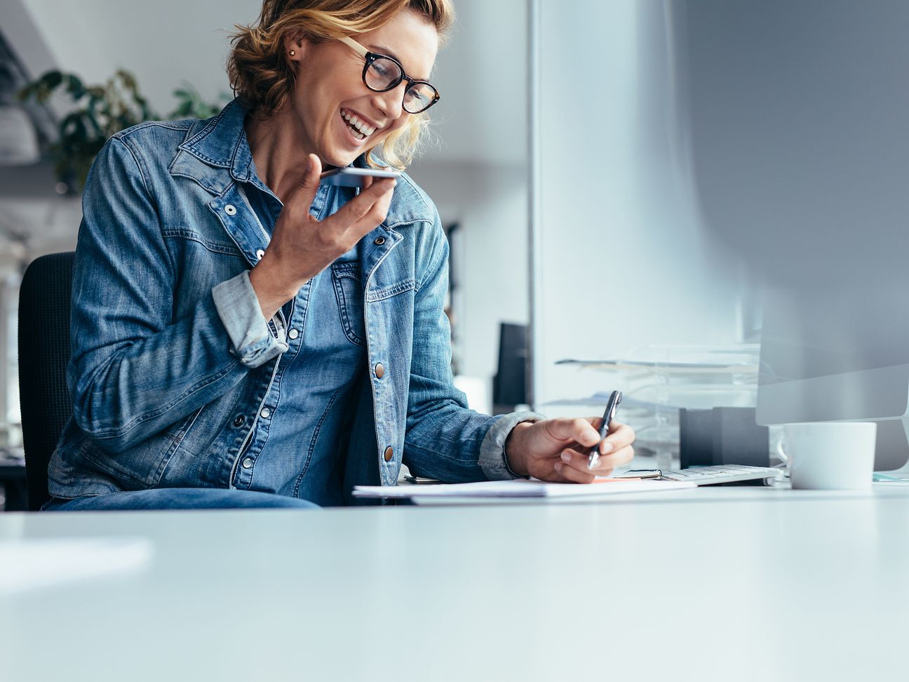 Virtual leadership: Living at a distance and lead close