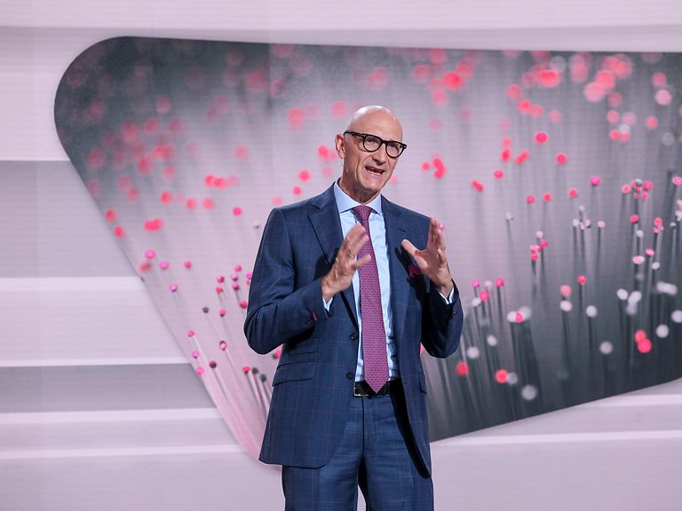 CEO Timotheus Höttges