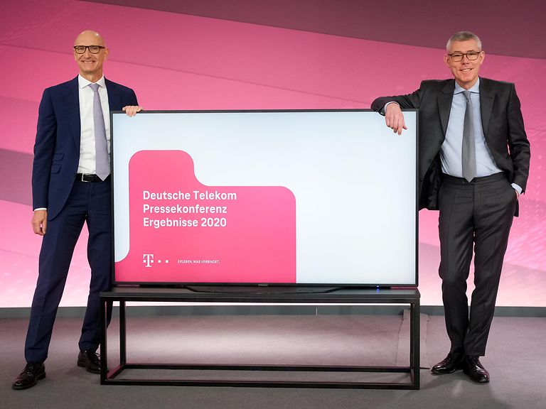 Timotheus Höttges, CEO Deutsche Telekom AG (links) und CFO Christian P. Illek.