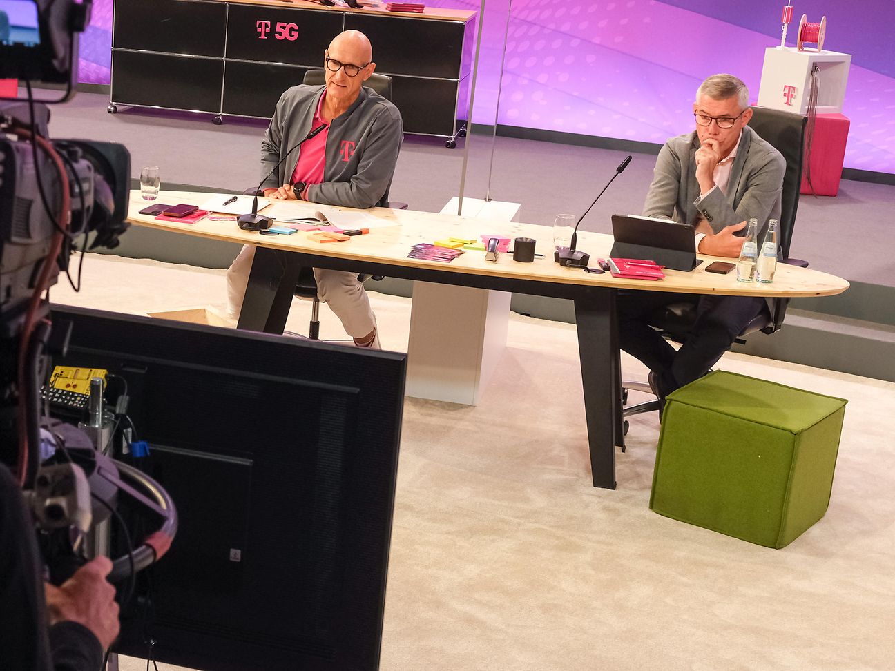 Tim Höttges (left) und Christian P. Illek.