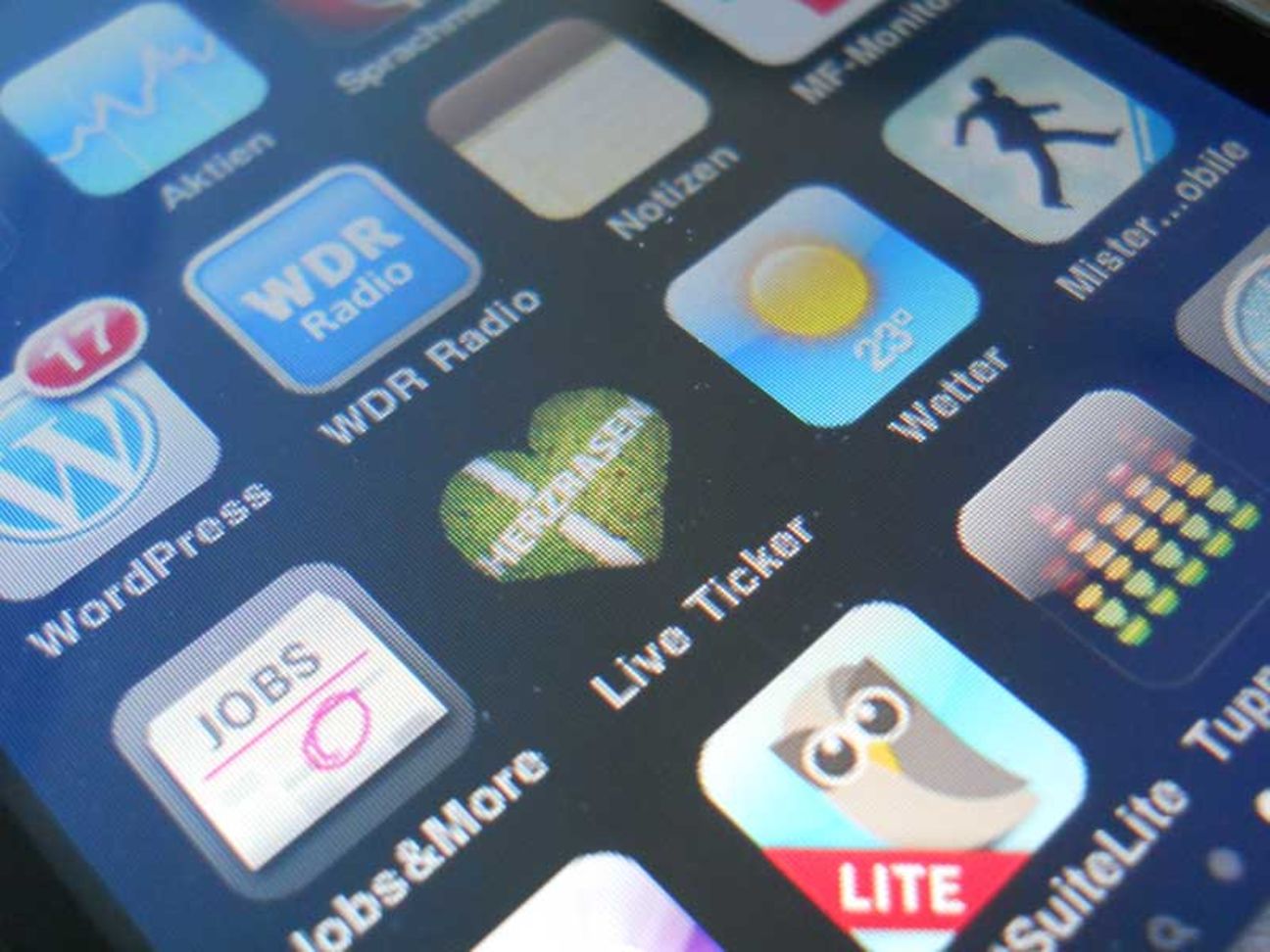 Ein Smartphone-Bildschirm mit verschiedenen Apps